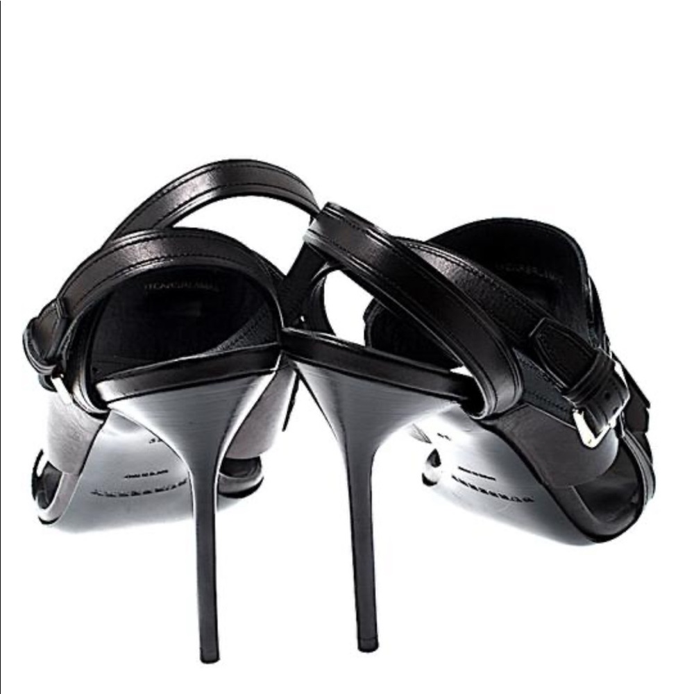 Burberry Black w/ Tag leather tassel strap sandals size EU 37.5 (Approx U.S 7.5) - Picture 4 of 5